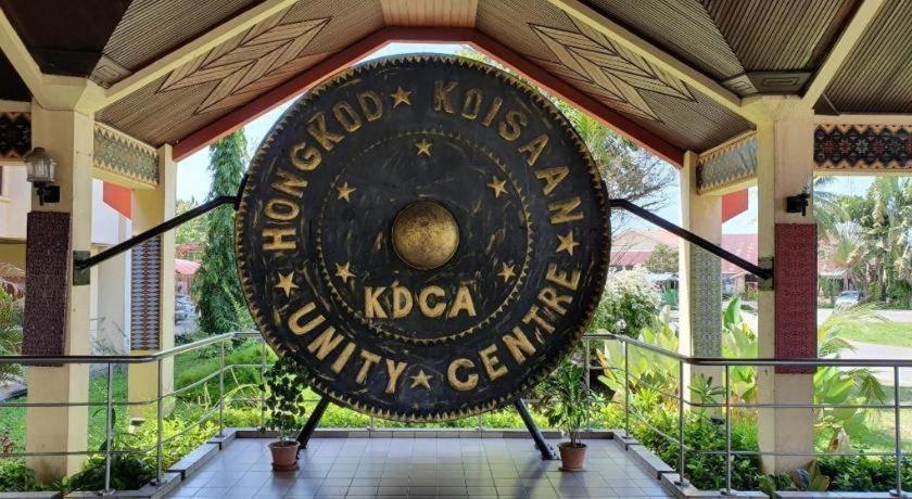 D Arc Hotel Kota Kinabalu Exterior photo
