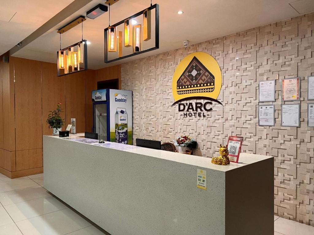 D Arc Hotel Kota Kinabalu Exterior photo